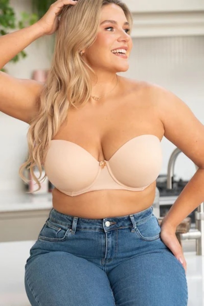 https://www.simpsonsofcornwall.co.uk/productimages/1200/definitions-multiway-strapless-bra_534920.jpg